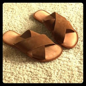 Artiat sandals